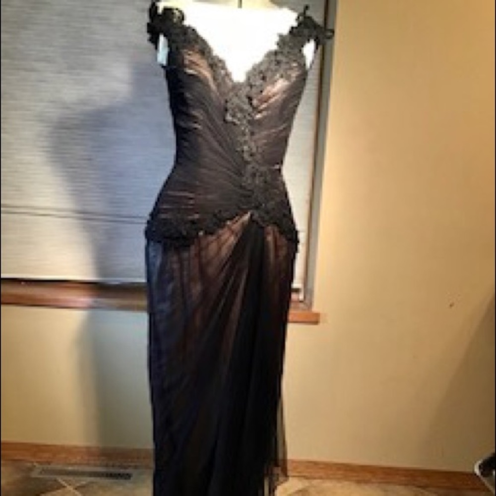 JOVANI- Black Embroider dress